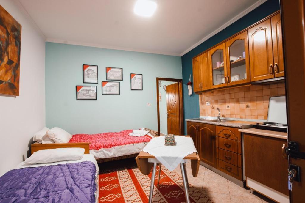 Bb Apartament Apartment Gjirokastër Exterior foto